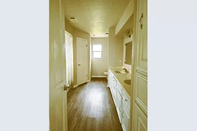 7244 Edgewater Drive, Willis, TX 77318 - Photo 11