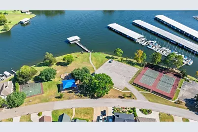7244 Edgewater Drive, Willis, TX 77318 - Photo 15