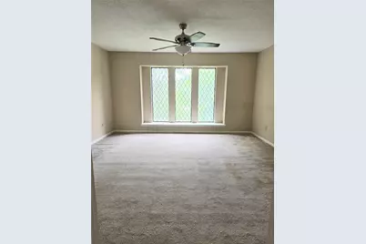 7244 Edgewater Drive, Willis, TX 77318 - Photo 9