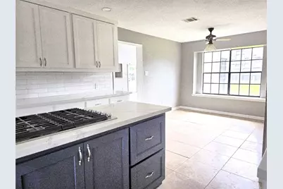 7244 Edgewater Drive, Willis, TX 77318 - Photo 3