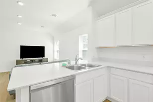 6312 Astoria Park Ln, Houston, TX 77365 - Photo 13