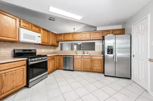 3875 Larkspur St, Alvin, TX 77511 - Photo 7