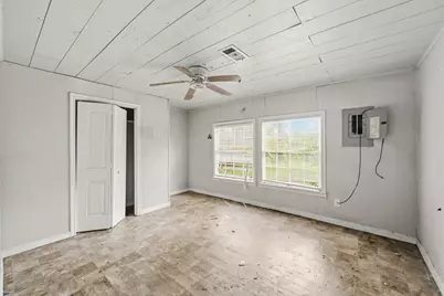 615 Stella Street, Baytown, TX 77520 - Photo 13