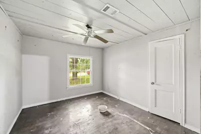 615 Stella Street, Baytown, TX 77520 - Photo 11