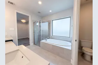 15418 Legacy Park Way, Pinehurst, TX 77362 - Photo 13