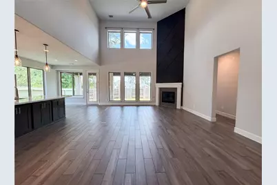 15418 Legacy Park Way, Pinehurst, TX 77362 - Photo 3