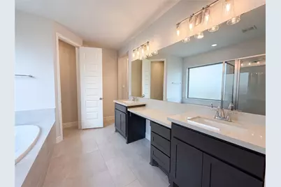 15418 Legacy Park Way, Pinehurst, TX 77354 - Photo 11