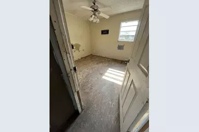 241 E Melton Park Drive, Mercedes, TX 78570 - Photo 7