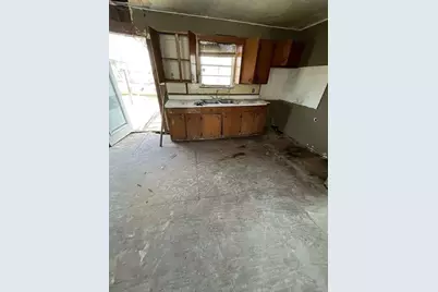 241 E Melton Park Drive, Mercedes, TX 78570 - Photo 5