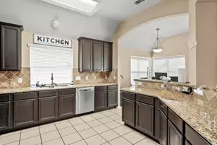 3106 Valley Ct, Manvel, TX 77578 - Photo 3