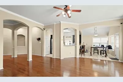 3106 Valley Court, Manvel, TX 77578 - Photo 7
