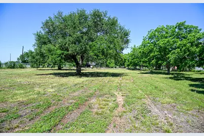 17215 County Road 831, Pearland, TX 77584 - Photo 5