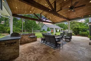1711 Walnut Ln, Kingwood, TX 77339 - Photo 5