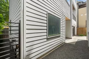 6010 Truro St, Houston, TX 77007 - Photo 5