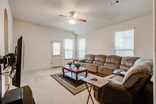 14019 Long Meadow Dr, Houston, TX 77047 - Photo 5