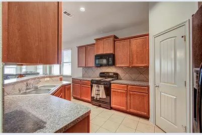 14019 Long Meadow Drive, Houston, TX 77047 - Photo 7