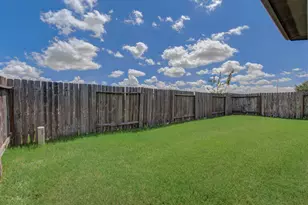 14019 Long Meadow Dr, Houston, TX 77047 - Photo 33