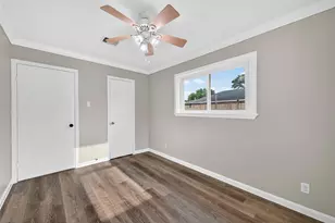 4208 Europa St, Houston, TX 77022 - Photo 19