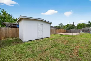 4208 Europa St, Houston, TX 77022 - Photo 25