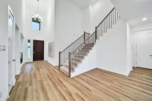 5615 Trinity Heights Ln, Sugar Land, TX 77479 - Photo 3
