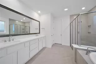 5615 Trinity Heights Ln, Sugar Land, TX 77479 - Photo 15
