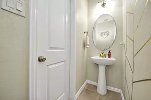29803 Bellous River Ln, Katy, TX 77423 - Photo 7