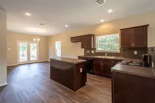 8530 Homewood Ln, Houston, TX 77028 - Photo 5