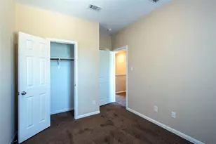 8530 Homewood Ln, Houston, TX 77028 - Photo 13