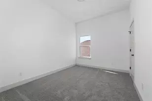 9821 Turnbow St, Houston, TX 77029 - Photo 25