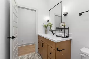 9821 Turnbow St, Houston, TX 77029 - Photo 21