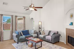 2322 Diamond Springs Dr, Pearland, TX 77584 - Photo 5