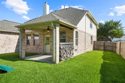 2322 Diamond Springs Drive, Pearland, TX 77584 - Photo 17