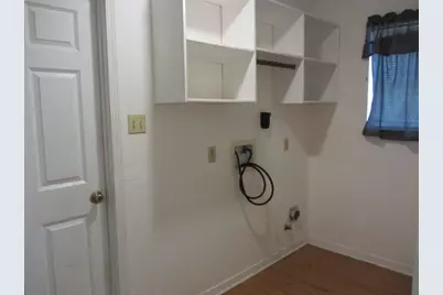 909 Broadmoor Drive, Huntsville, TX 77340 - Photo 7