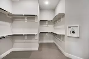 238 Liatris Ct, Conroe, TX 77304 - Photo 31