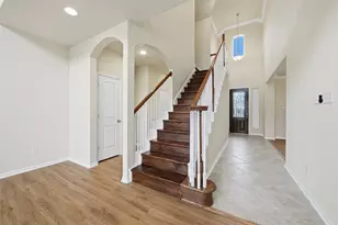 9422 Harmony Lake Ln, Richmond, TX 77469 - Photo 7