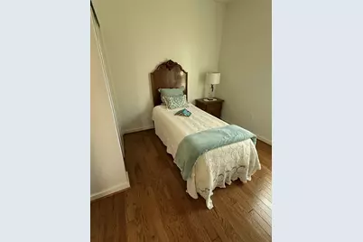 504 N Lake Avenue, Eagle Lake, TX 77434 - Photo 13
