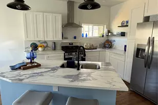 504 N Lake Ave, Eagle Lake, TX 77434 - Photo 3