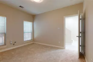 3826 Center St, Houston, TX 77007 - Photo 9