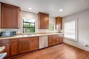 917 Fugate St, Houston, TX 77009 - Photo 11