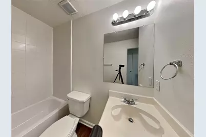 9220 Mahan Drive, La Porte, TX 77571 - Photo 15