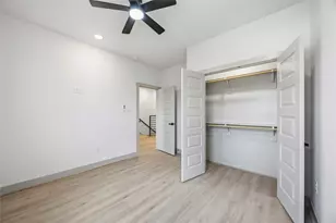 7555 & 7646 Calhoun Rd, Houston, TX 77033 - Photo 19