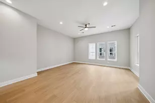 2221 Marnel Rd, Houston, TX 77055 - Photo 15