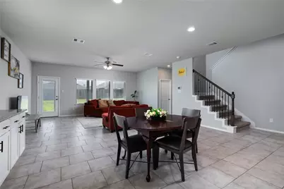 14105 Redwood Forest Trail, Conroe, TX 77384 - Photo 5