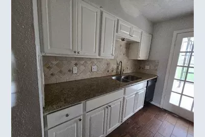 7318 Ironwood Lane, Baytown, TX 77521 - Photo 13