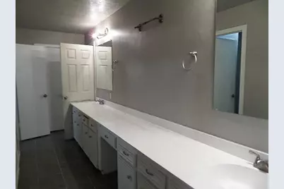 8915 Emnora Lane #C, Houston, TX 77080 - Photo 17