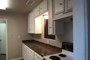 8915 Emnora Ln, Houston, TX 77080 - Photo 7