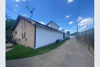 8915 Emnora Lane #C, Houston, TX 77080 - Photo 21