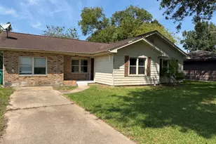 1807 24th St, Orange, TX 77630 - Photo 3