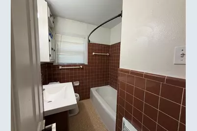 1807 24th Street, Orange, TX 77630 - Photo 13