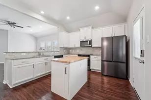 4542 Coues Deer Ln, Conroe, TX 77303 - Photo 13